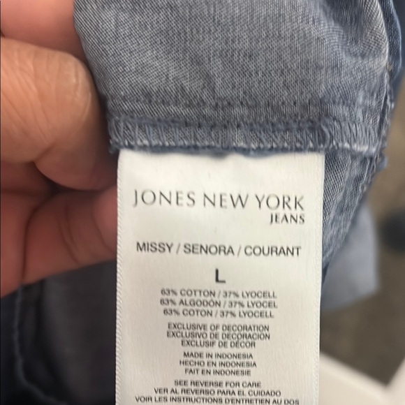 Blue Long Sleeve Button Down Blouse - Picture 9 of 9